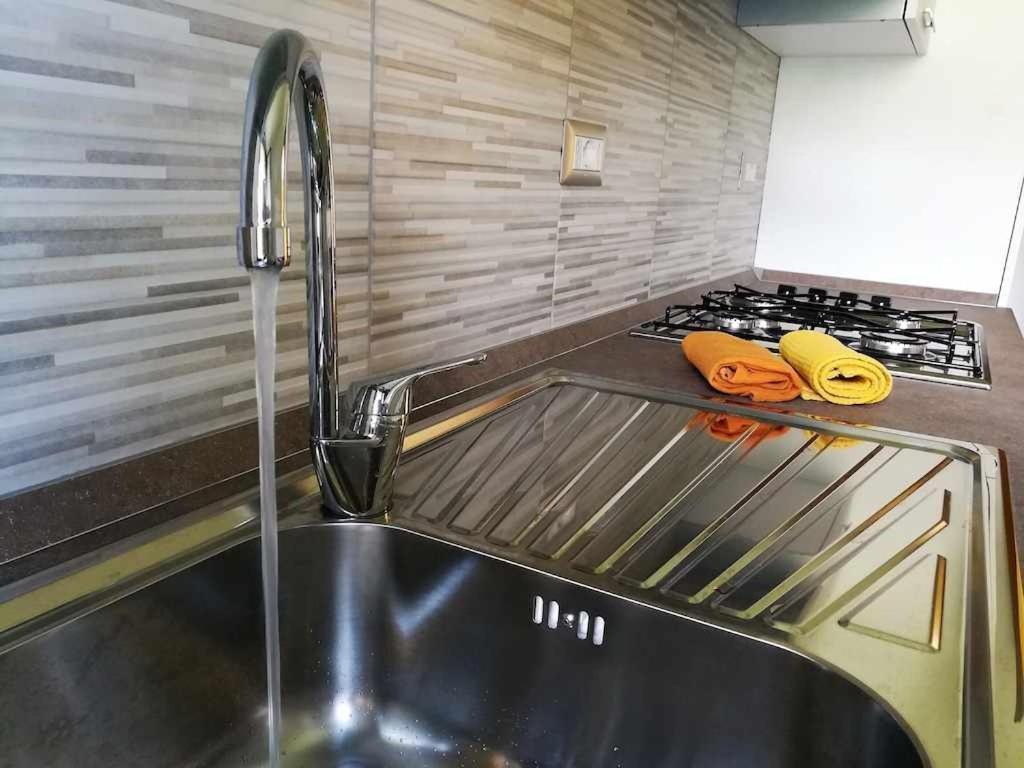 Casa Dinky Attico Con Terrazza Vista Mare Apartment Формия Екстериор снимка