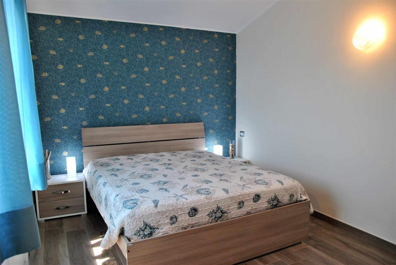 Casa Dinky Attico Con Terrazza Vista Mare Apartment Формия Екстериор снимка