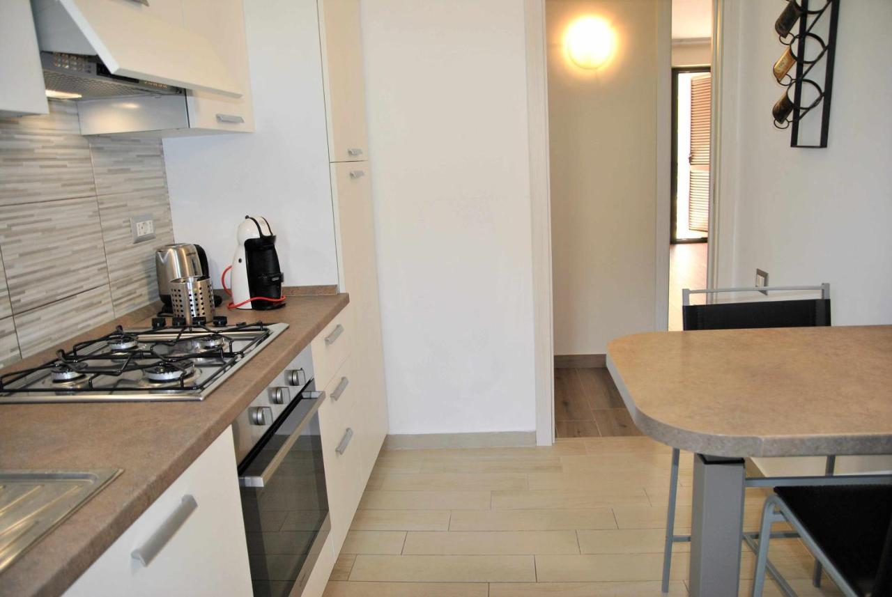 Casa Dinky Attico Con Terrazza Vista Mare Apartment Формия Екстериор снимка